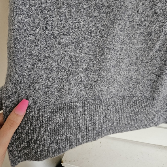 Aqua Cashmere Sweater High Low Crewneck - size xs - Picture 6 of 15